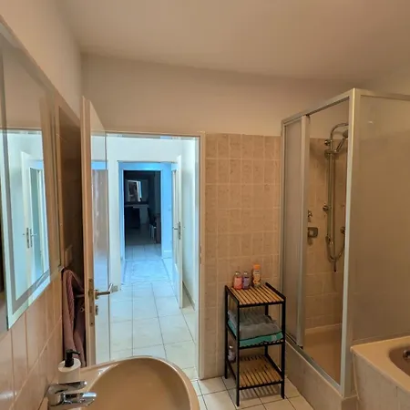 Alex Garden - Eg - Terrasse - Wlan Und Kueche Apartmán Werne