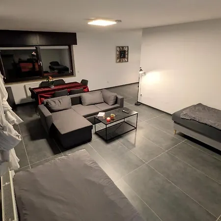 Alex Garden - Eg - Terrasse - Wlan Und Kueche Apartmán