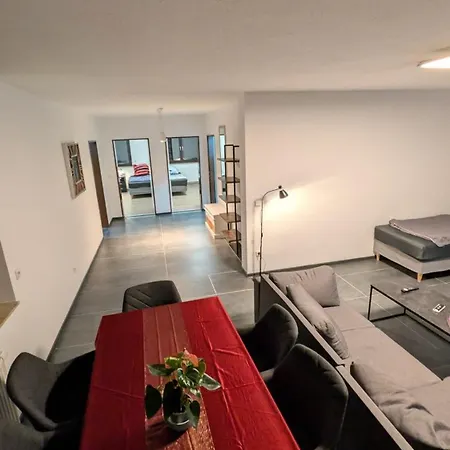 Apartmán Alex Garden - Eg - Terrasse - Wlan Und Kueche