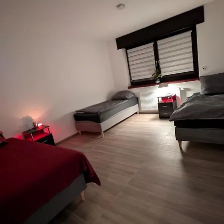 Alex Garden - Eg - Terrasse - Wlan Und Kueche Apartmán *