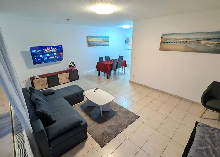 Alex Garden - Eg - Terrasse - Wlan Und Kueche Διαμέρισμα