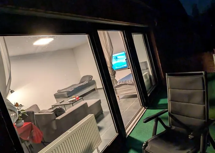 Alex Garden - Eg - Terrasse - Wlan Und Kueche Διαμέρισμα *