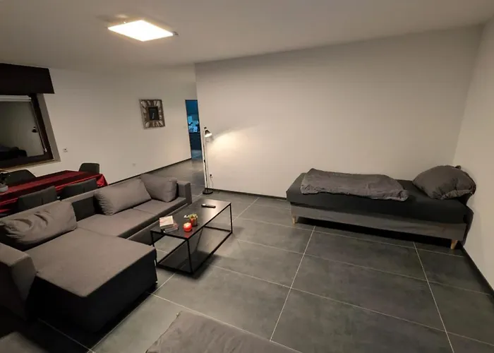 Alex Garden - Eg - Terrasse - Wlan Und Kueche Διαμέρισμα